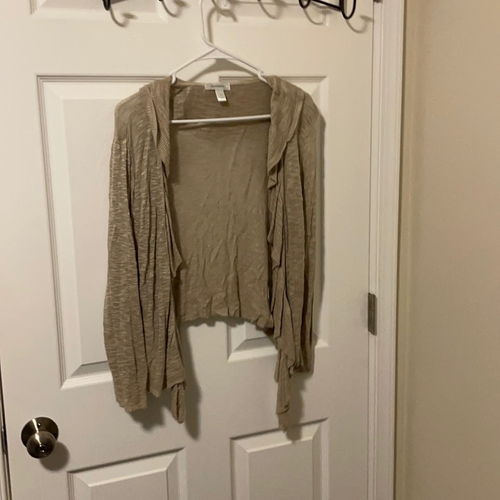 GUC Women’s size medium cardigan
